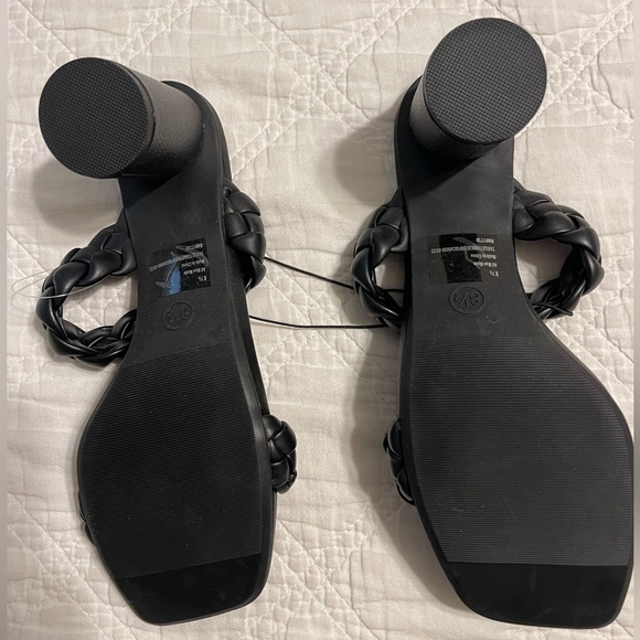 Black sandal heels 8.5 - Picture 2 of 4